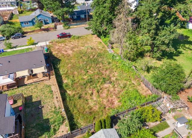 Property at SE Liebe St, Portland, OR 97266