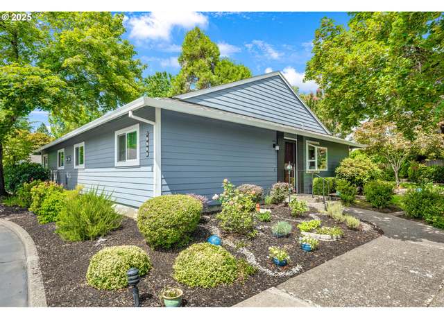 Property at 10905 SW Meadowbrook Dr #23, Tigard, OR 97224, 2 beds, 1.5 baths