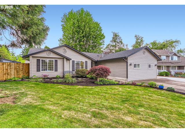 Property at 4405 NE 46th Cir, Vancouver, WA 98661, 4 beds, 3 baths