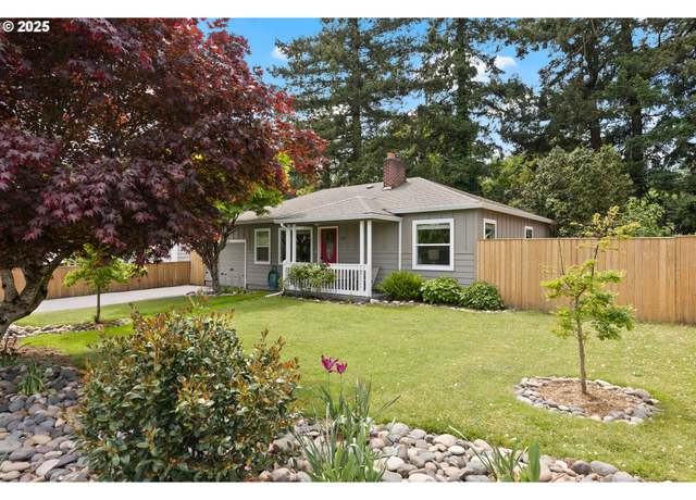 Property at 733 SE 112th Ave, Portland, OR 97216, 2 beds, 1 bath
