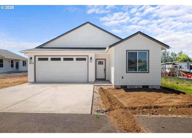 Property at 4430 Knotty Pine Ct, Sweet Home, OR 97386, 3 beds, 2 baths