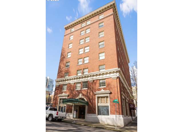 Property at 1005 SW Park Ave #801, Portland, OR 97205, 1 bath