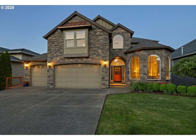 Property at 12482 SE 155th Ave, Happy Valley, OR 97086, 6 beds, 4 baths