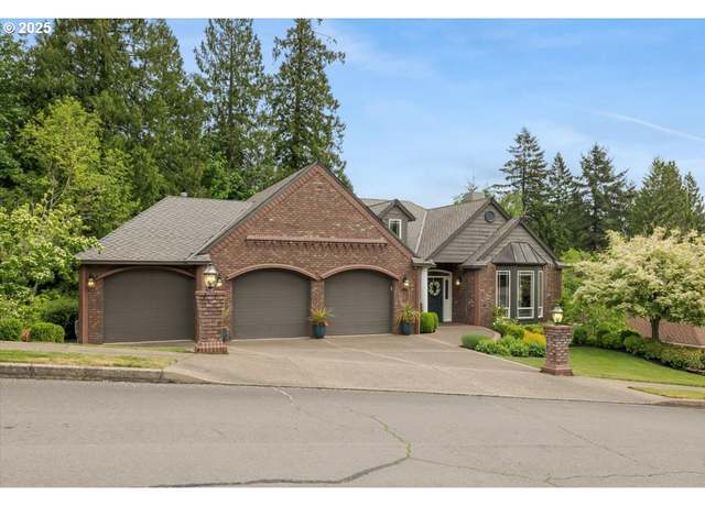 Property at 165 SE Avondale Way, Gresham, OR 97080, 4 beds, 2.5 baths