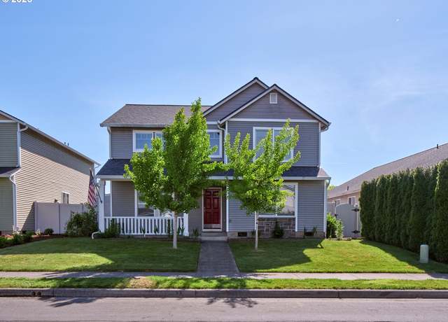 Property at 617 NW 25th Ave, Battle Ground, WA 98604, 4 beds, 2.5 baths