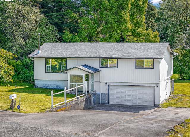 Property at 92723 Fir Rd, Astoria, OR 97103, 3 beds, 2 baths