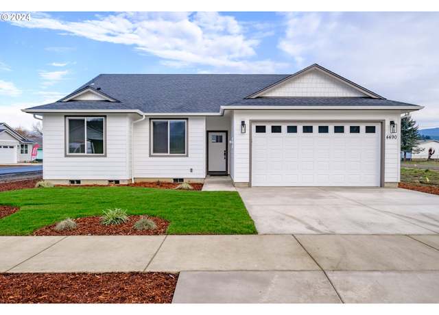 Property at 4490 Knotty Pne, Sweet Home, OR 97386, 3 beds, 2 baths
