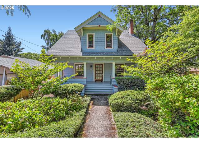 Property at 1203 SE 53rd Ave, Portland, OR 97215, 4 beds, 2.5 baths