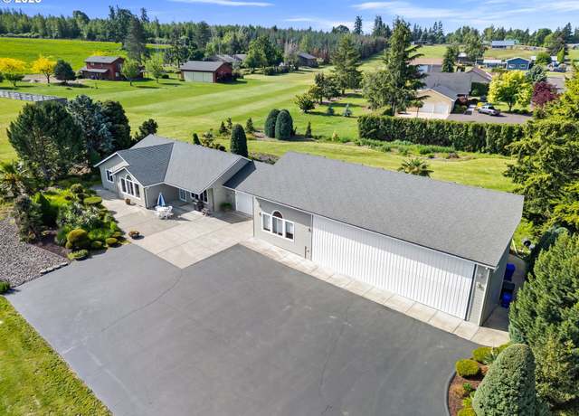 Property at 31800 S Goodtime Rd, Molalla, OR 97038, 3 beds, 2 baths