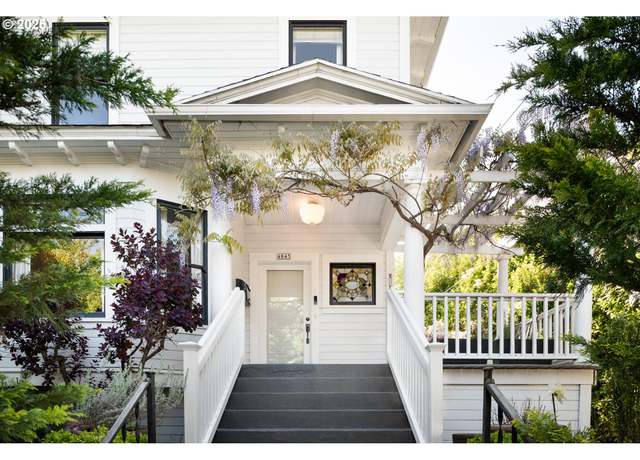 Property at 4845 N Williams Ave, Portland, OR 97217, 5 beds, 3.5 baths
