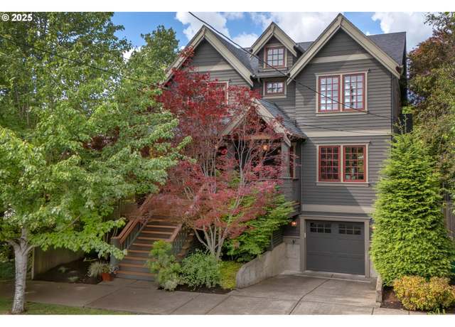 Property at 2877 SE Brooklyn St, Portland, OR 97202, 4 beds, 2.5 baths