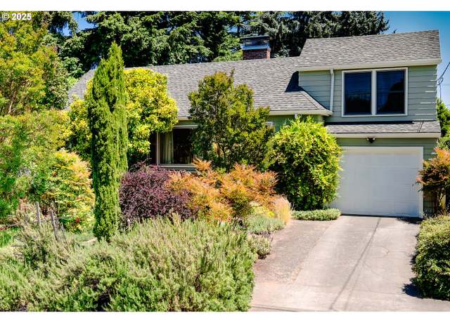 Property at 3116 SE 74th Ave, Portland, OR 97206, 3 beds, 2 baths