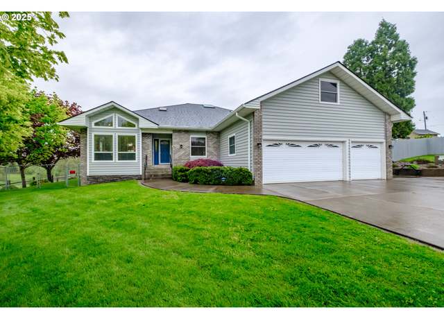 Property at 34195 Parkwoods Dr, Albany, OR 97322, 4 beds, 3 baths