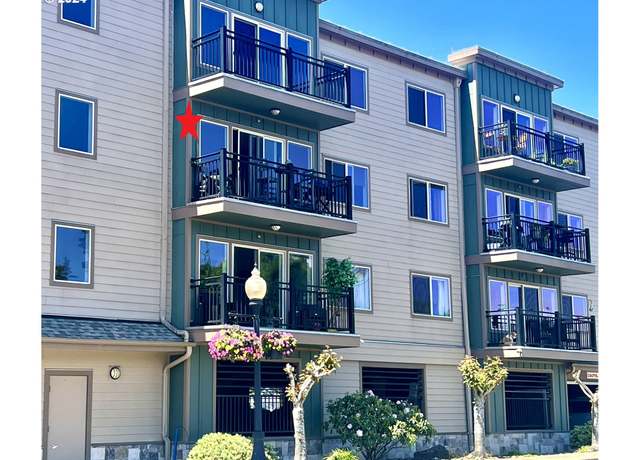 Property at 211 Harbor St #32, Florence, OR 97439, 1 bed, 1.5 baths
