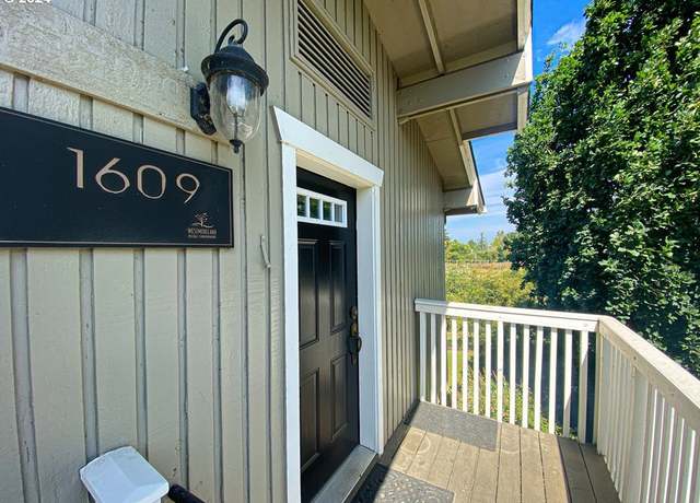 Property at 1609 Garfield Pl, Eugene, OR 97402, 2 beds, 1 bath