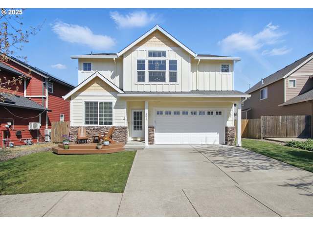 Property at 252 SE Condor Dr, Gresham, OR 97080, 3 beds, 2.5 baths