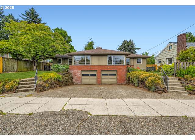 Property at 4645 NE 42nd Ave, Portland, OR 97218, 4 beds, 3 baths