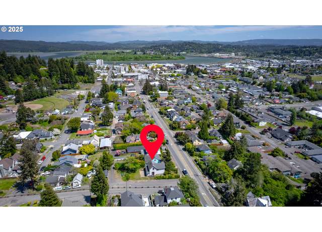 Property at 1190 Central Ave, Coos Bay, OR 97420, 2 beds, 1 bath