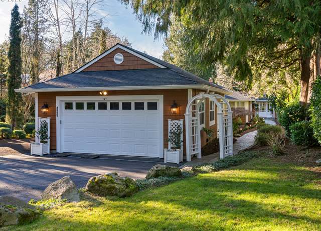 Property at 17643 Kelok Rd, Lake Oswego, OR 97034, 4 beds, 3 baths