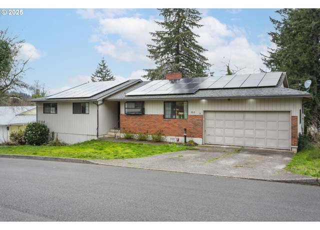 Property at 203 SE Ginseng Dr, Estacada, OR 97023, 5 beds, 3 baths