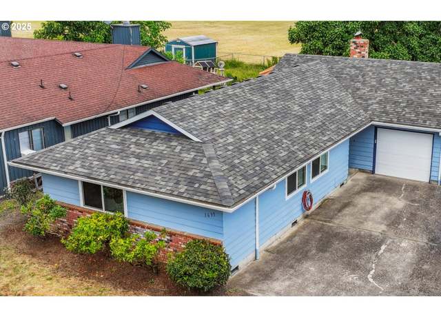 Property at 1635 SW 22nd St, Troutdale, OR 97060, 3 beds, 2 baths