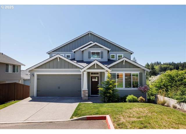 Property at 15556 SE Flavel St, Portland, OR 97236, 4 beds, 2.5 baths