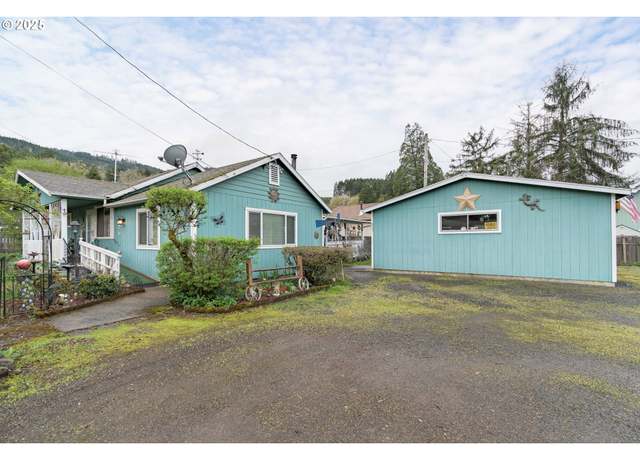 Property at 825 S Cedar St, Drain, OR 97435, 3 beds, 1 bath