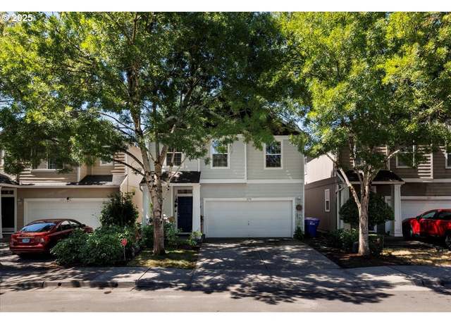 Property at 279 NE Natalie St, Hillsboro, OR 97124, 3 beds, 2.5 baths