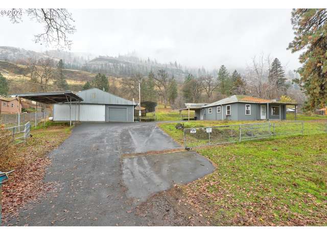 Property at 5700 Highway 30w, The Dalles, OR 97058, 2 beds, 1 bath