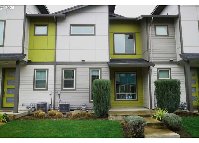 Property at 142 SW Lancaster Ct, Troutdale, OR 97060, 3 beds, 2.5 baths