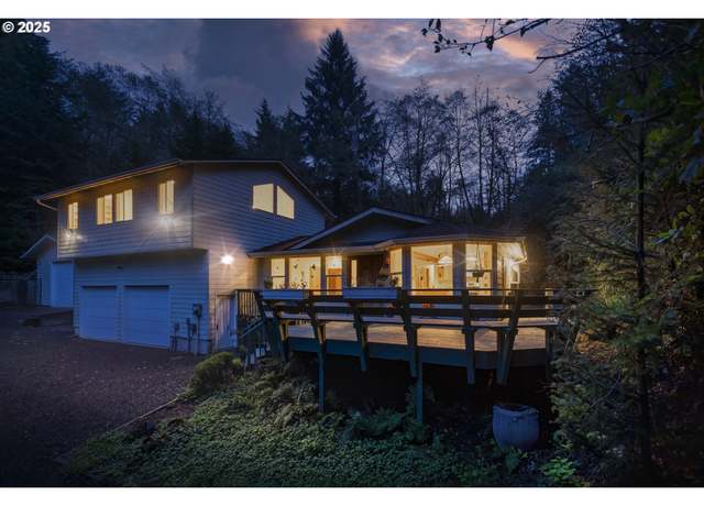 Property at 594 NE Newport Heights Dr, Newport, OR 97365, 3 beds, 2.5 baths
