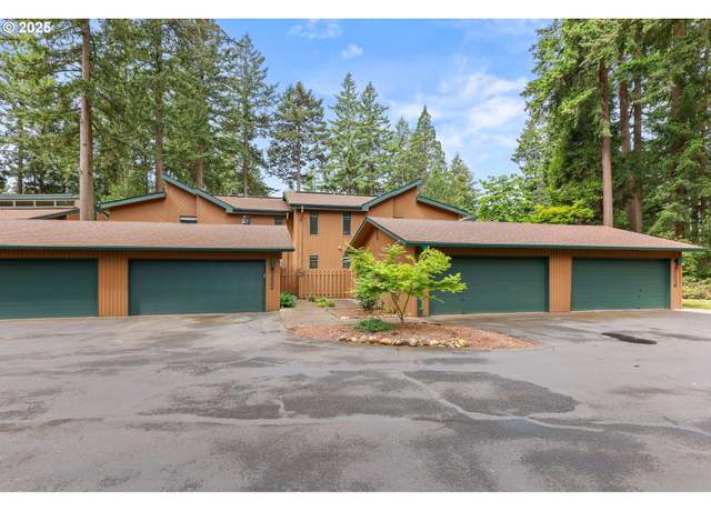 Property at 3228 SE 153rd Ave, Portland, OR 97236, 2 beds, 2 baths
