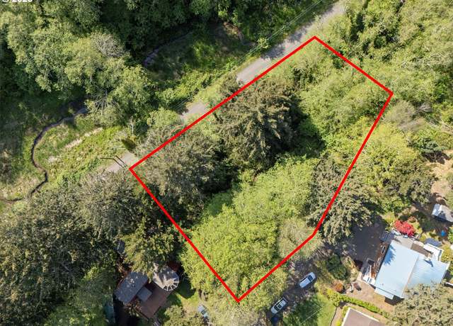 Property at 6200 NE Quay Ct, Lincoln City, OR 97367