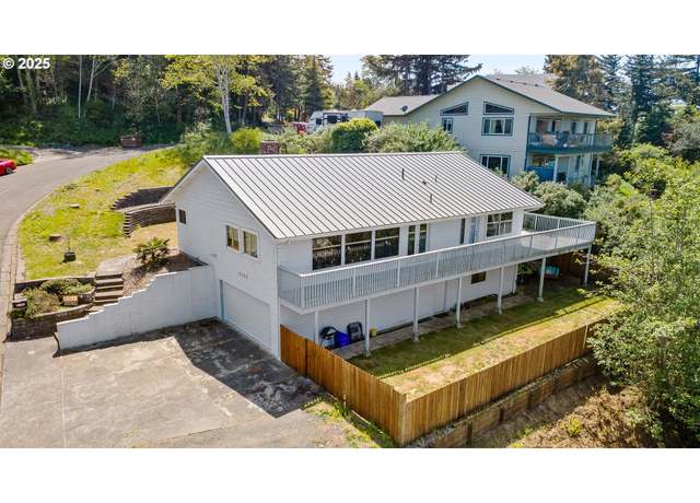 Property at 2144 Hamilton St, North Bend, OR 97459, 3 beds, 2 baths
