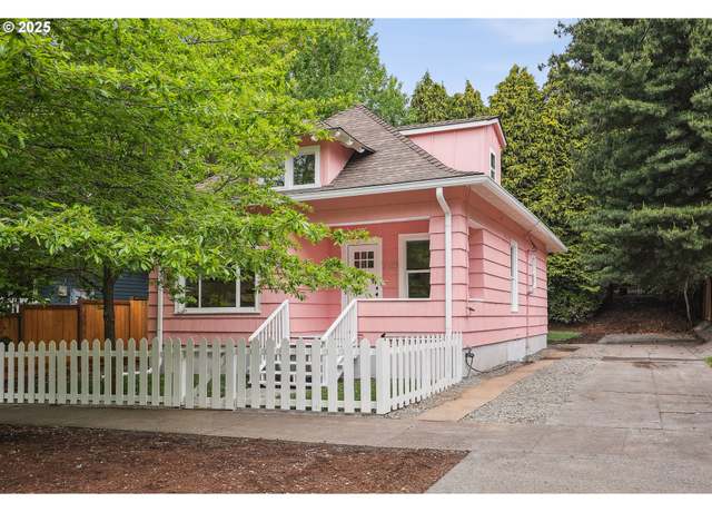 Property at 5125 NE Flanders St, Portland, OR 97213, 3 beds, 2.5 baths