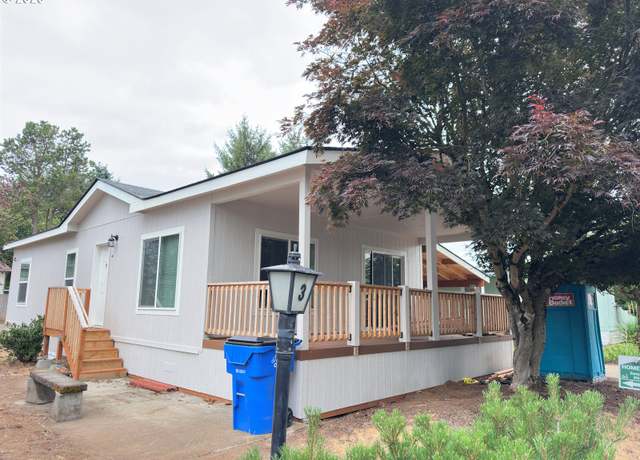Property at 11316 NE 28th St #3, Vancouver, WA 98682, 3 beds, 2 baths