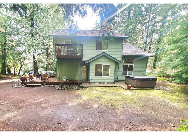 Property at 25333 E Trevino Pl, Welches, OR 97067, 3 beds, 2.5 baths