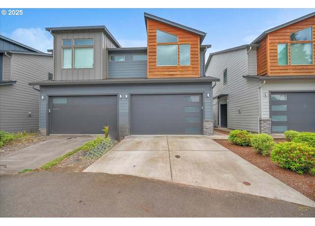 Property at 4325 NE 87th St, Vancouver, WA 98665, 3 beds, 2.5 baths