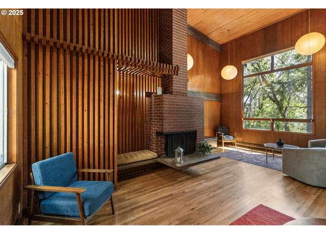 Property at 3255 Olive St, Eugene, OR 97405, 6 beds, 4 baths