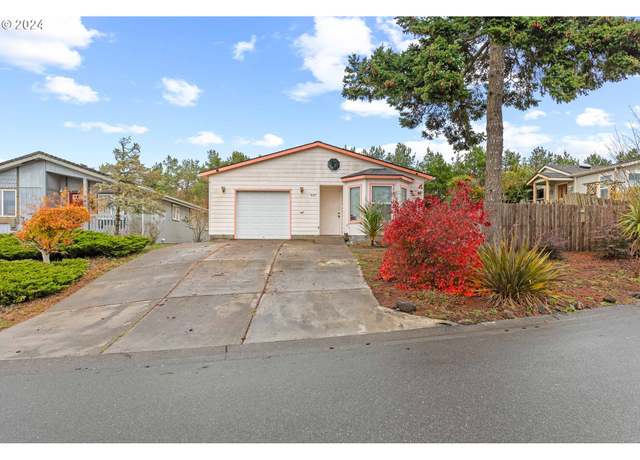 Property at 937 Stillwater Dr, Coos Bay, OR 97420, 3 beds, 2 baths