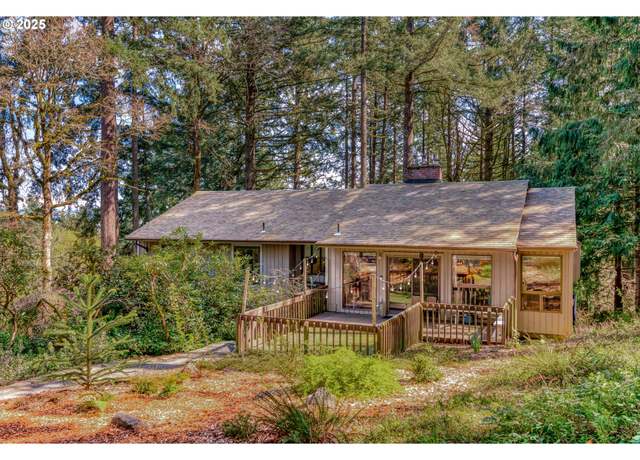 Property at 2592 Hillcrest Ct, West Linn, OR 97068, 3 beds, 3 baths