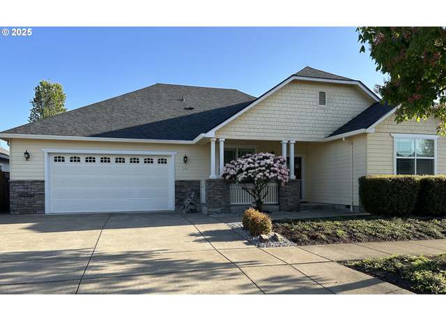 Property at 264 Naismith Blvd, Eugene, OR 97404, 3 beds, 2 baths