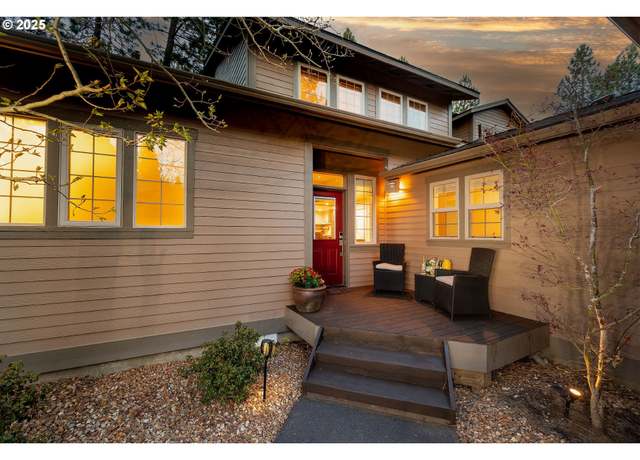 Property at 60486 Seventh Mountain Dr, Bend, OR 97702, 3 beds, 3 baths