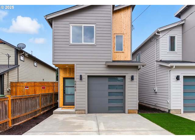 Property at 6888 SE Lamphier St, Milwaukie, OR 97222, 3 beds, 2.5 baths