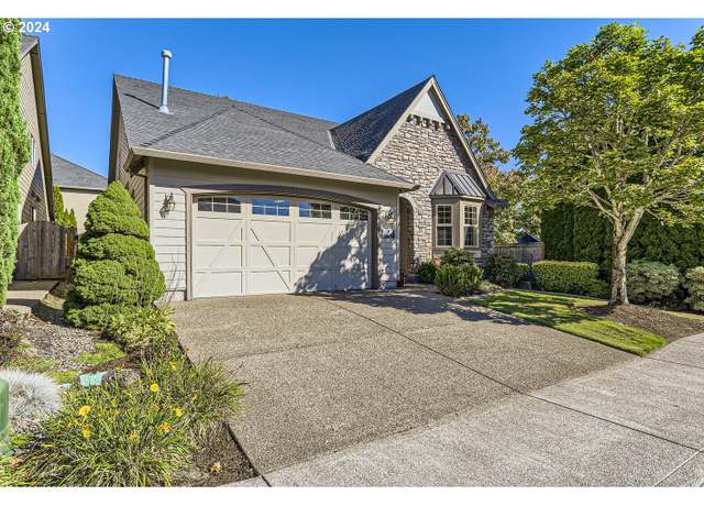 Property at 7875 SW Summerton St, Wilsonville, OR 97070, 3 beds, 2.5 baths