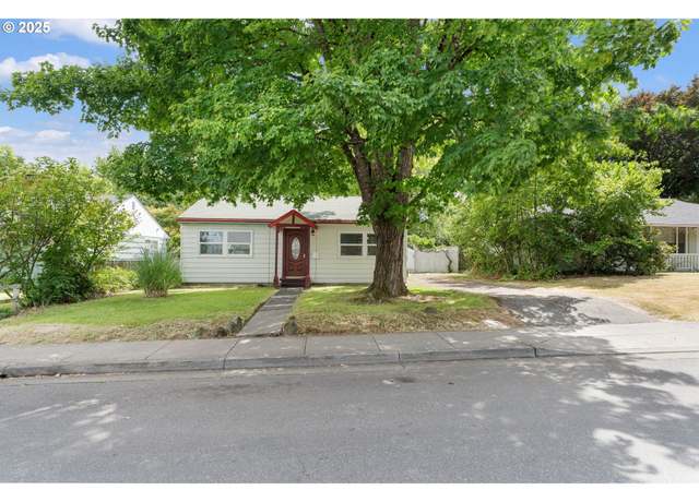Property at 11870 SW 13th St, Beaverton, OR 97005, 2 beds, 1 bath