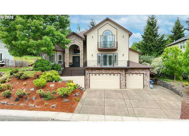 Property at 1637 Ptarmigan St NW, Salem, OR 97304, 4 beds, 2.5 baths