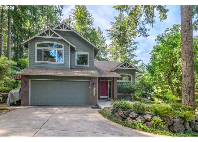 Property at 3824 Brighton Ave, Eugene, OR 97405, 4 beds, 2.5 baths