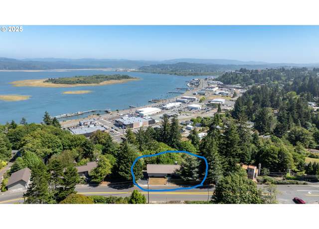 Property at 2520 Koos Bay Blvd, Coos Bay, OR 97420, 4 beds, 3 baths