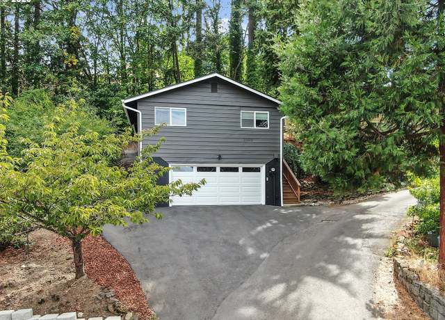 Property at 1002 N 1st St, Kalama, WA 98625, 3 beds, 1.5 baths